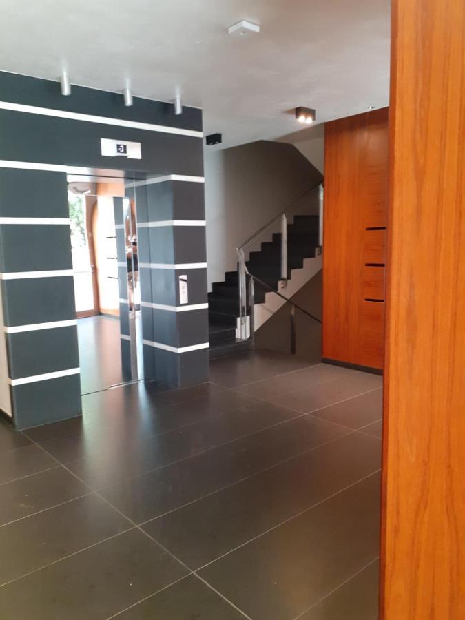 Barcellona Apartamento Rimini Exterior foto